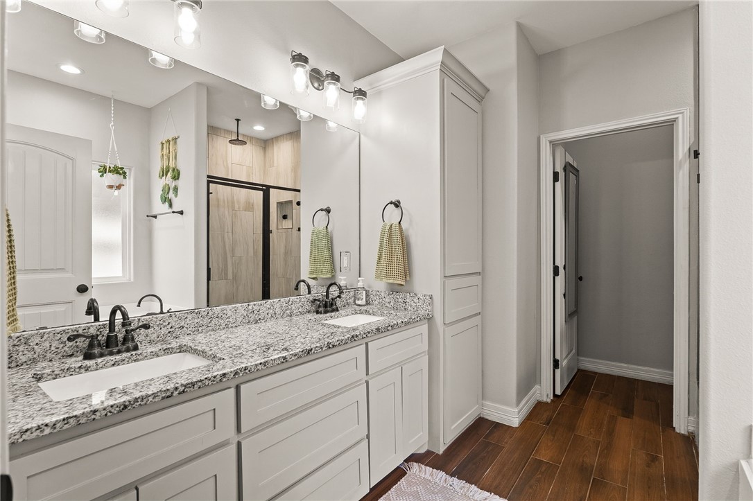 3926 Woodhouse Corpus Christi TX 78414