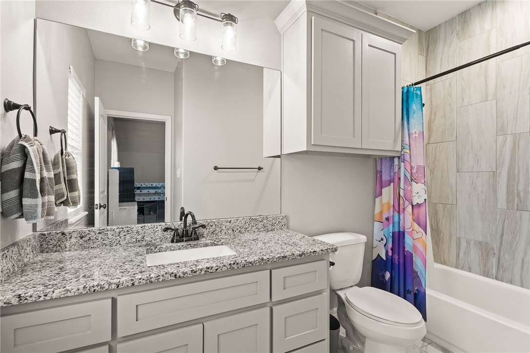 3926 Woodhouse Corpus Christi TX 78414