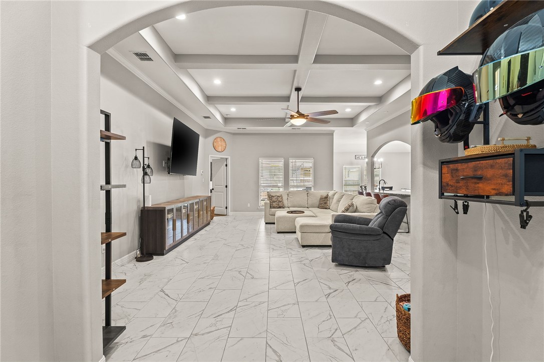 3926 Woodhouse Corpus Christi TX 78414
