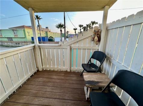 3302, 3304 Surfside Boulevard Corpus Christi TX 78402