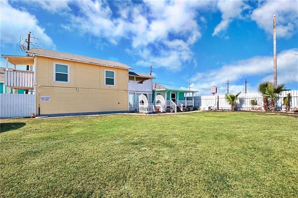 3302, 3304 Surfside Boulevard Corpus Christi TX 78402