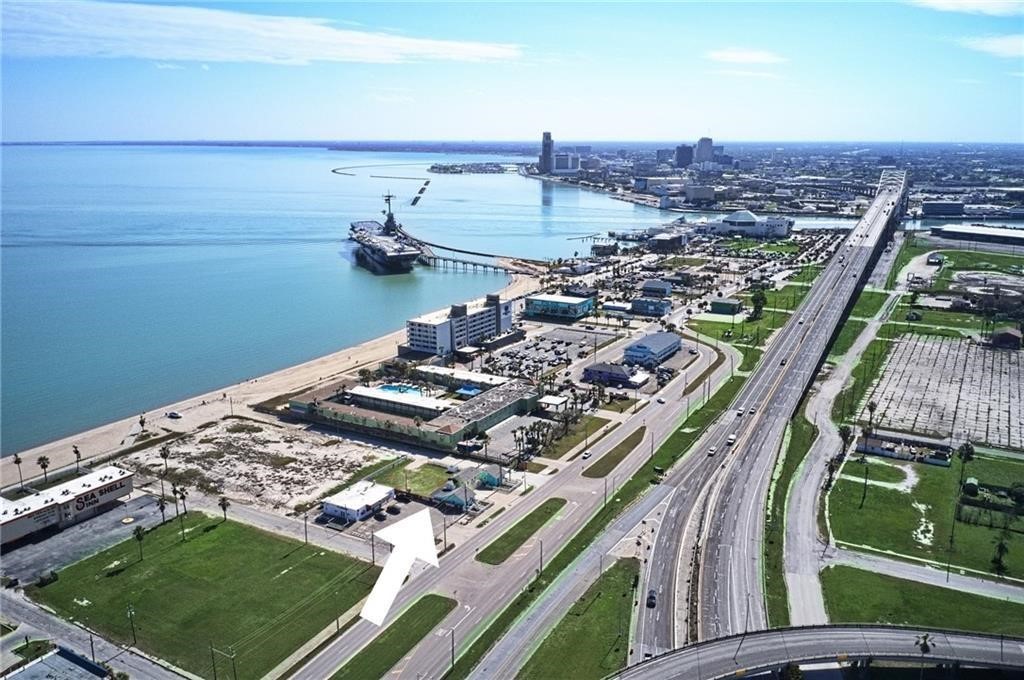 3302, 3304 Surfside Boulevard Corpus Christi TX 78402