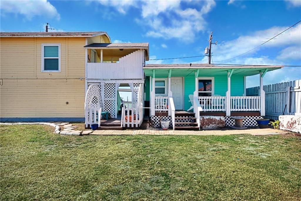 3302, 3304 Surfside Boulevard Corpus Christi TX 78402
