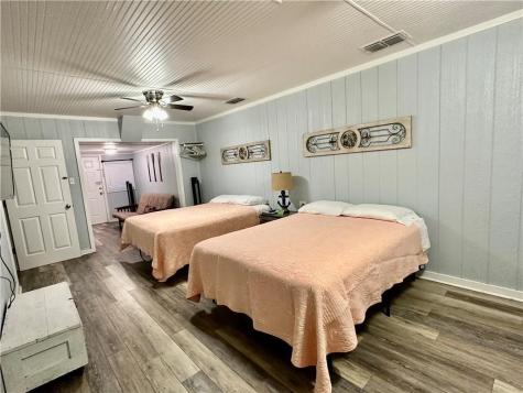 3302, 3304 Surfside Boulevard Corpus Christi TX 78402