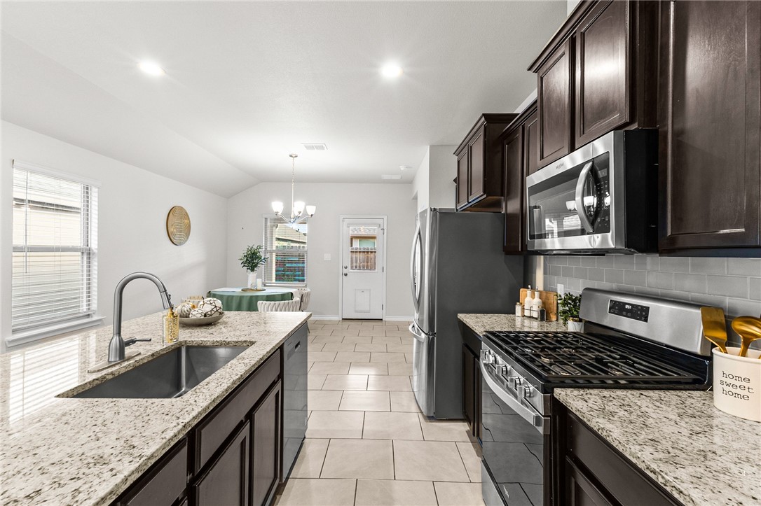 7618 Cowboy Trail Lane Corpus Christi TX 78413
