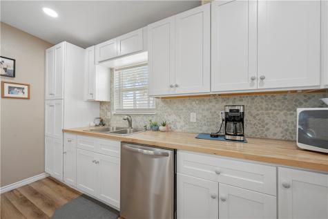 622 S Sandpiper Ingleside TX 78362