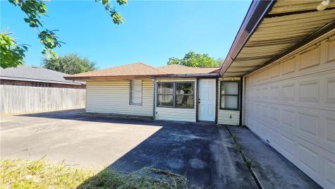 4702 Coventry Lane Corpus Christi TX 78411
