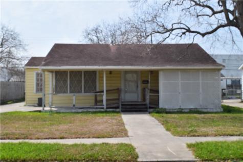 3037 Topeka Street Corpus Christi TX 78404