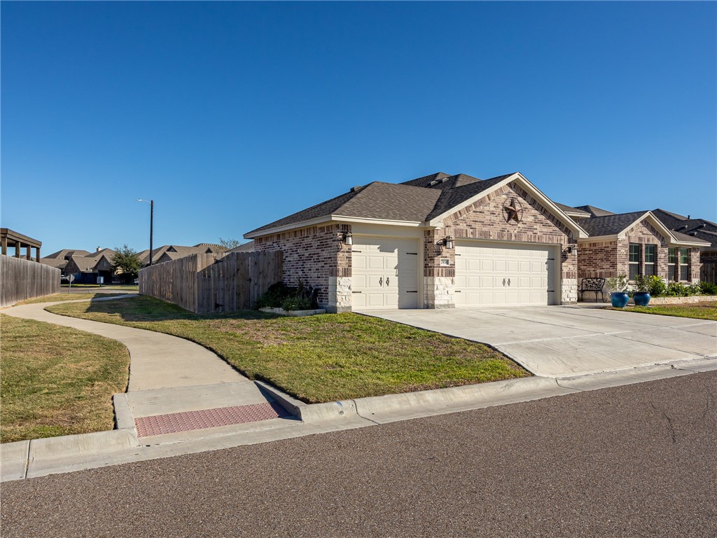 7938 Rancho Vista Blvd E Corpus Christi TX 78414