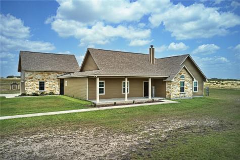 151 County Road 222 Orange Grove TX 78372