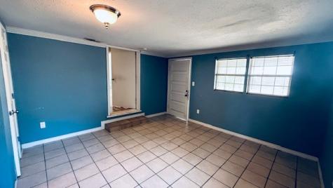 305 E Milam Street Pettus TX 78416