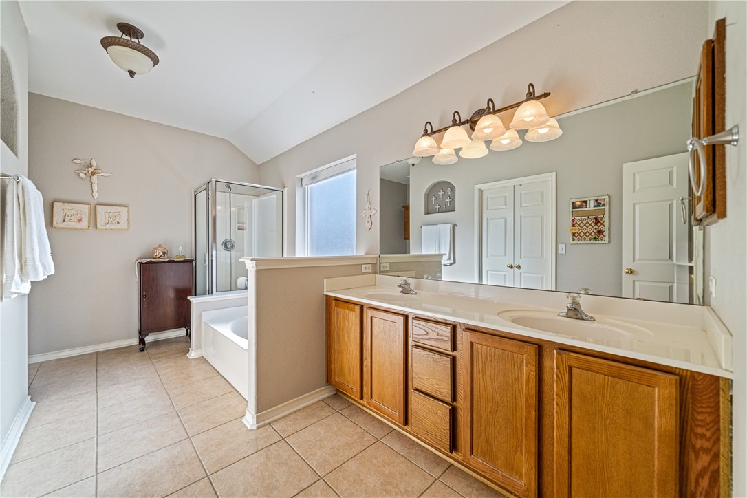 110 Whistlers Rockport TX 78382