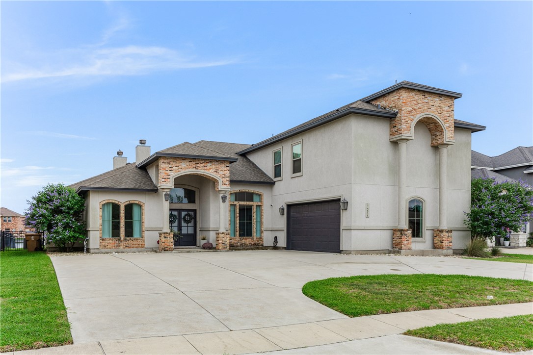 14933 Lake Mead Robstown TX 78380