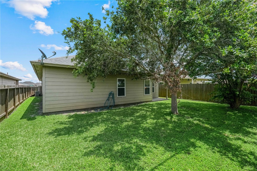 2629 Las Brisas Street Corpus Christi TX 78414