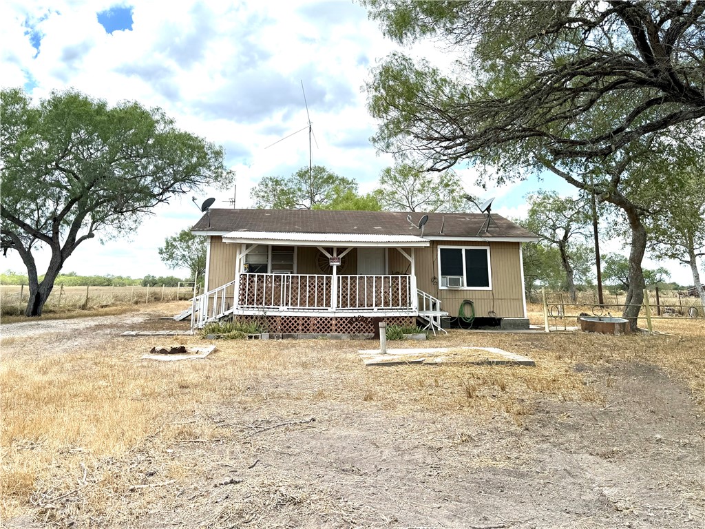 147 County Road 153 Alice TX 78332
