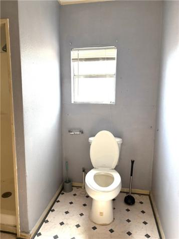 147 County Road 153 Alice TX 78332