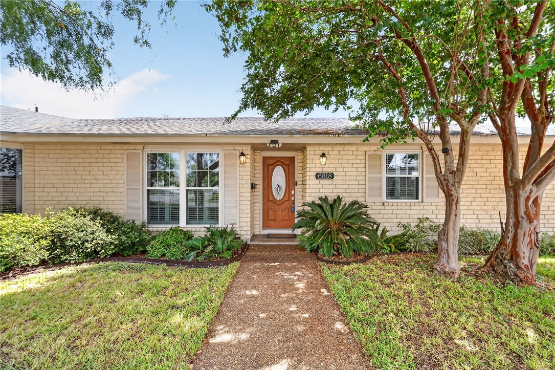6818 Sahara Drive Corpus Christi TX 78412