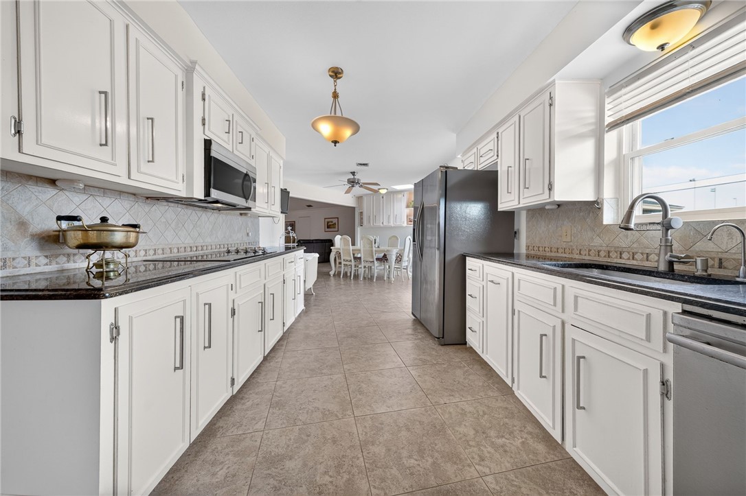 6818 Sahara Drive Corpus Christi TX 78412