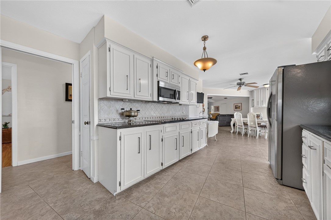 6818 Sahara Drive Corpus Christi TX 78412