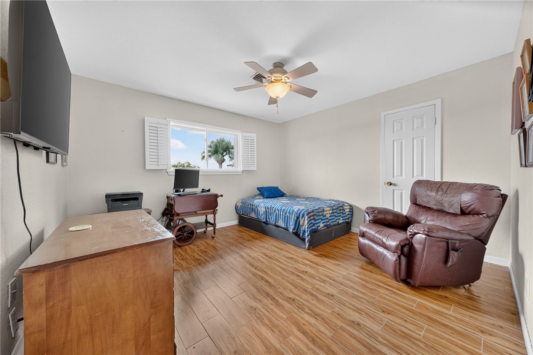6818 Sahara Drive Corpus Christi TX 78412