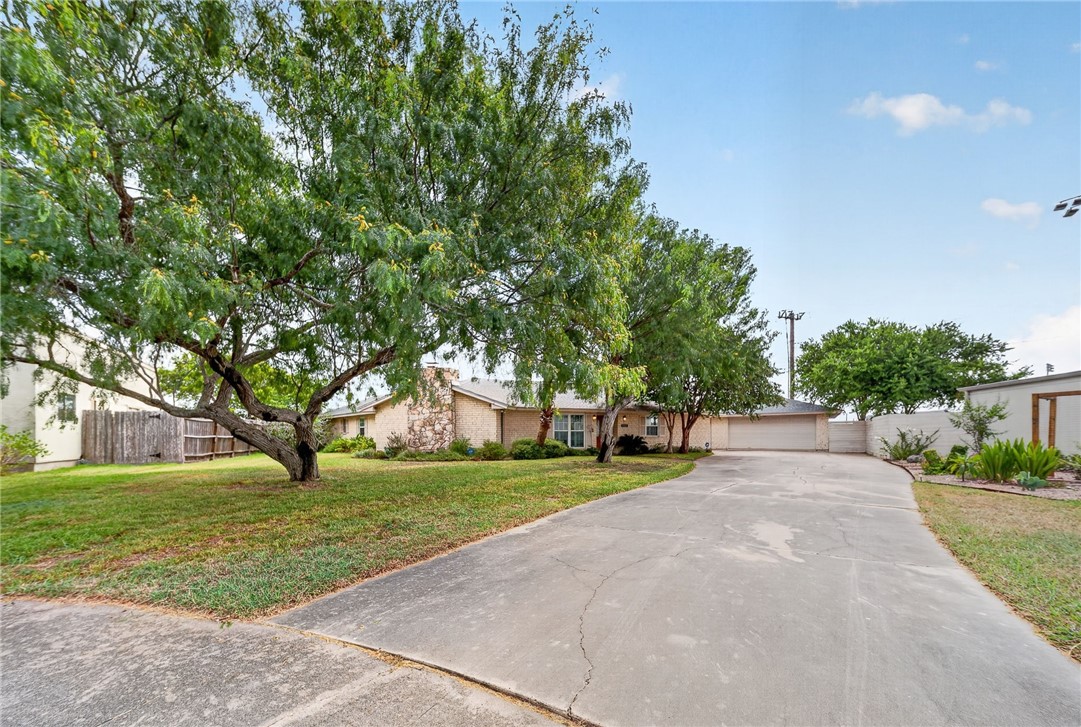 6818 Sahara Drive Corpus Christi TX 78412