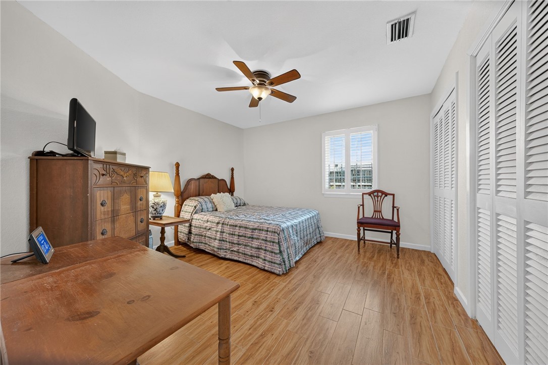 6818 Sahara Drive Corpus Christi TX 78412