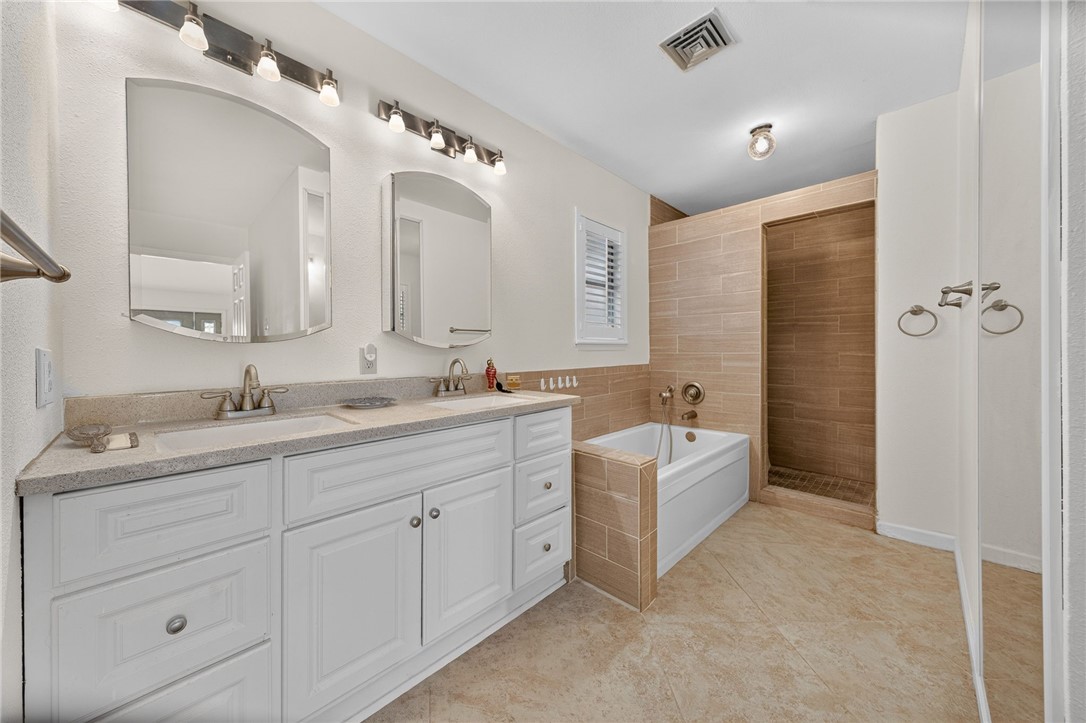 6818 Sahara Drive Corpus Christi TX 78412