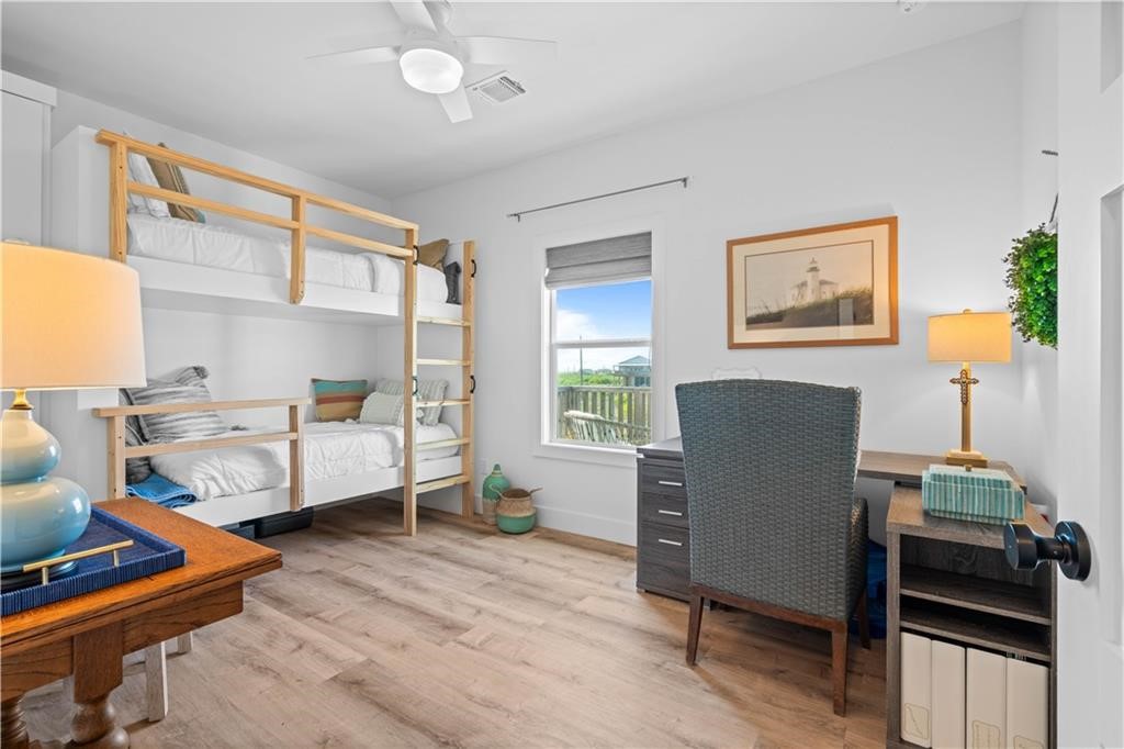 568 W Post Oak Lane Rockport TX 78382