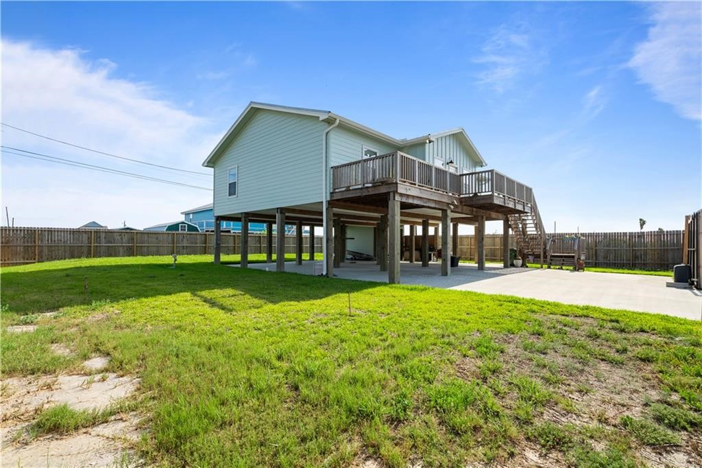 568 W Post Oak Lane Rockport TX 78382