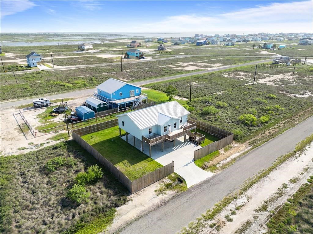 568 W Post Oak Lane Rockport TX 78382