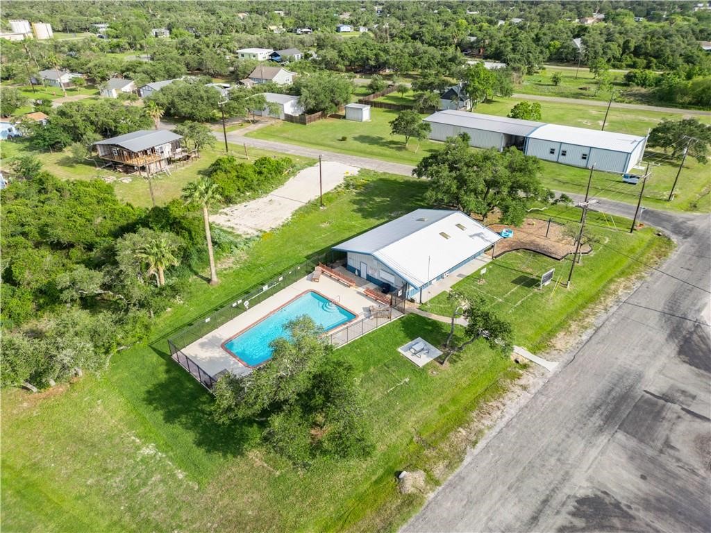568 W Post Oak Lane Rockport TX 78382