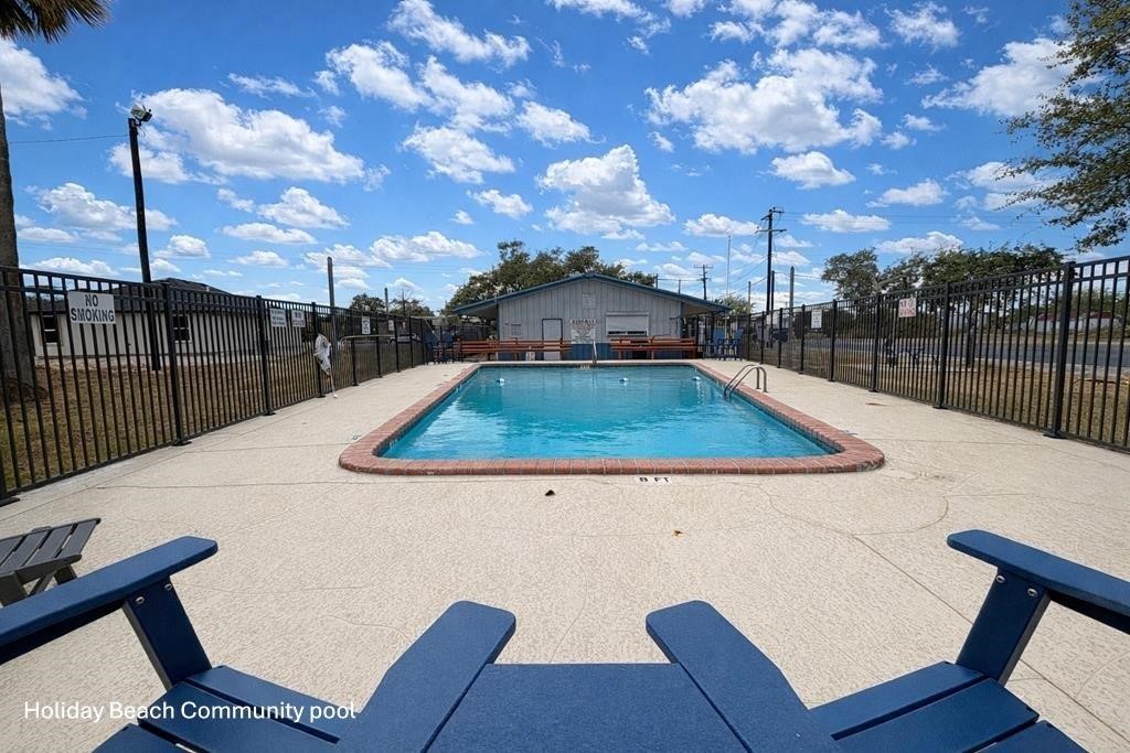 568 W Post Oak Lane Rockport TX 78382