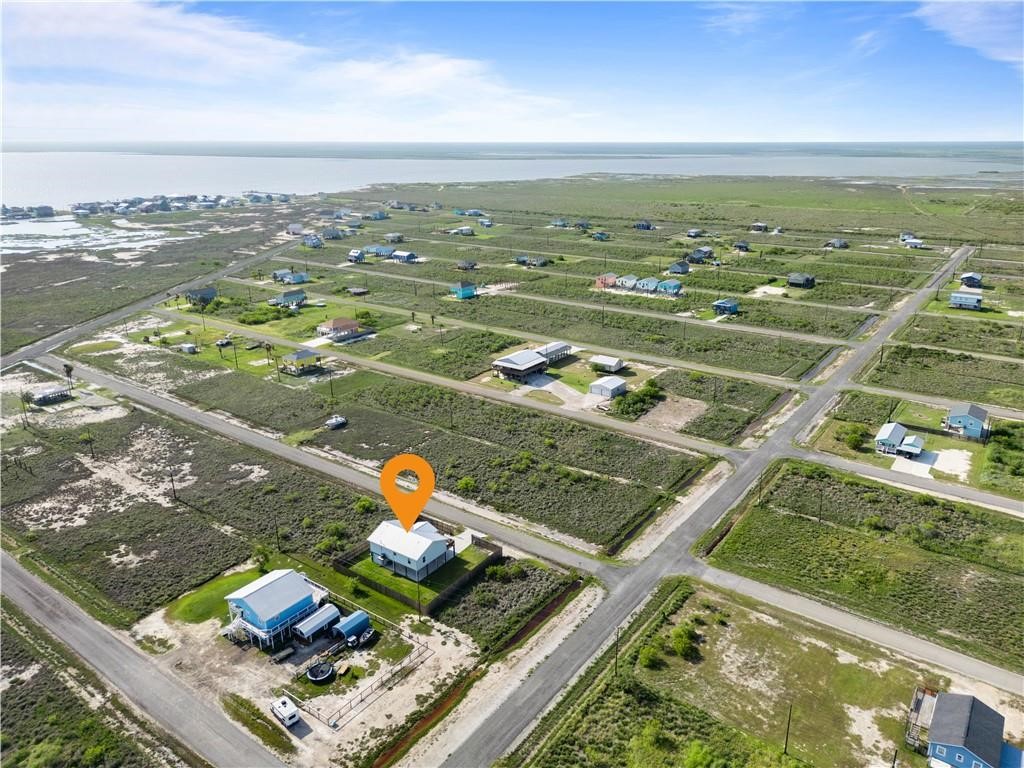 568 W Post Oak Lane Rockport TX 78382