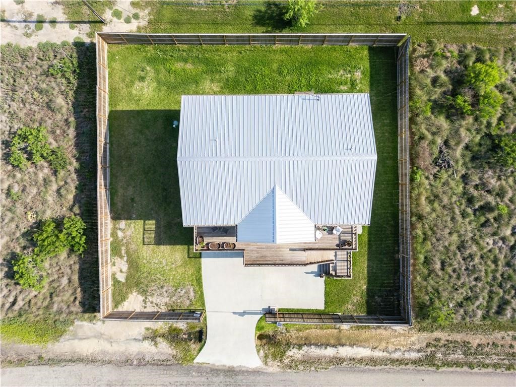 568 W Post Oak Lane Rockport TX 78382