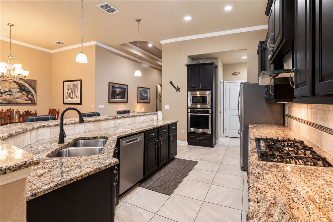 8050 Calgary Drive Corpus Christi TX 78414