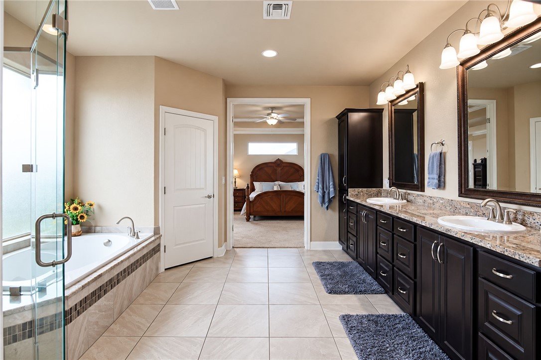 8050 Calgary Drive Corpus Christi TX 78414