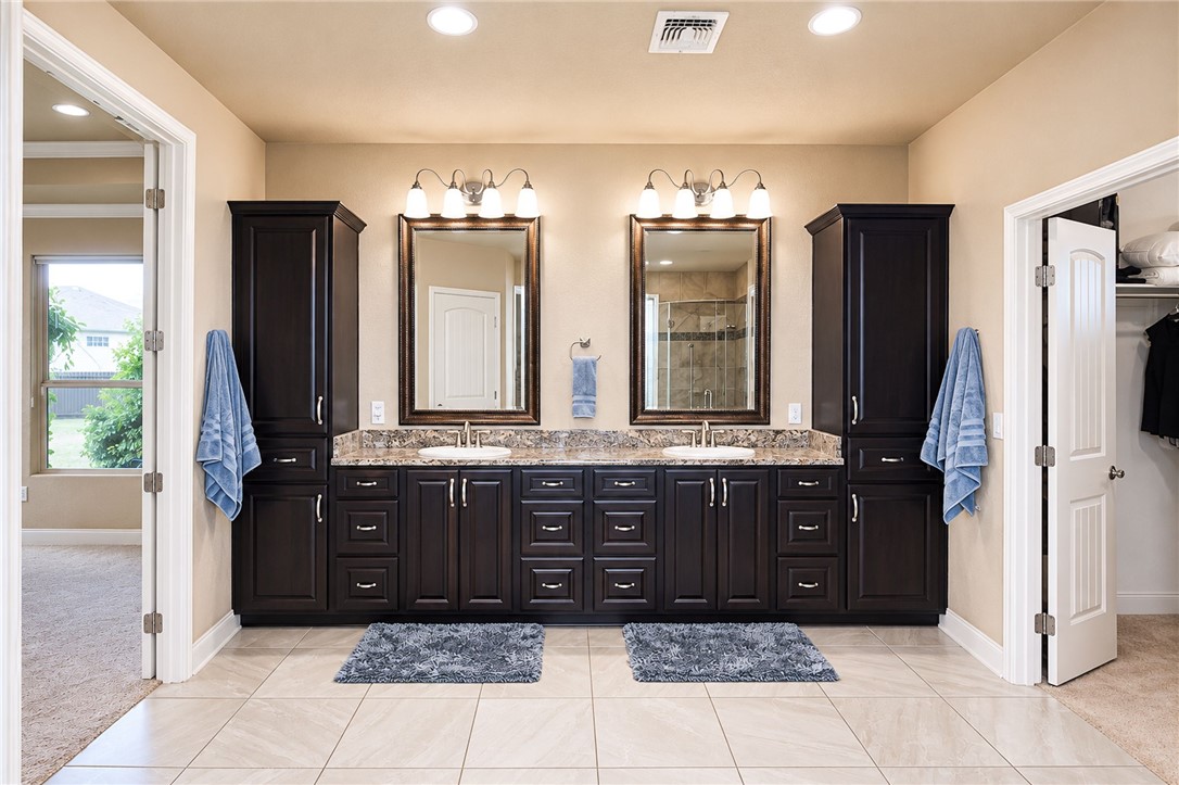 8050 Calgary Drive Corpus Christi TX 78414