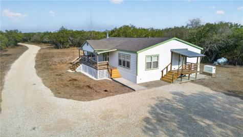 5781 County Road 308 Orange Grove TX 78372