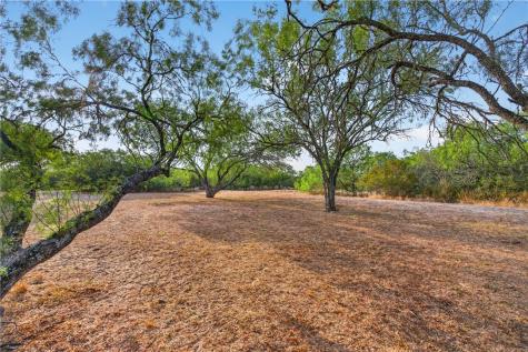 5781 County Road 308 Orange Grove TX 78372