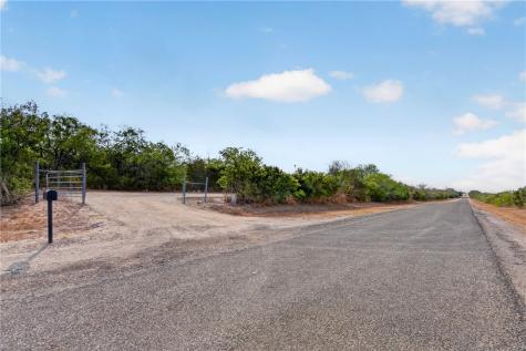 5781 County Road 308 Orange Grove TX 78372