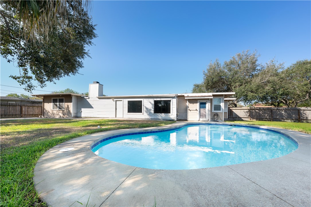 525 Indiana Avenue Corpus Christi TX 78404