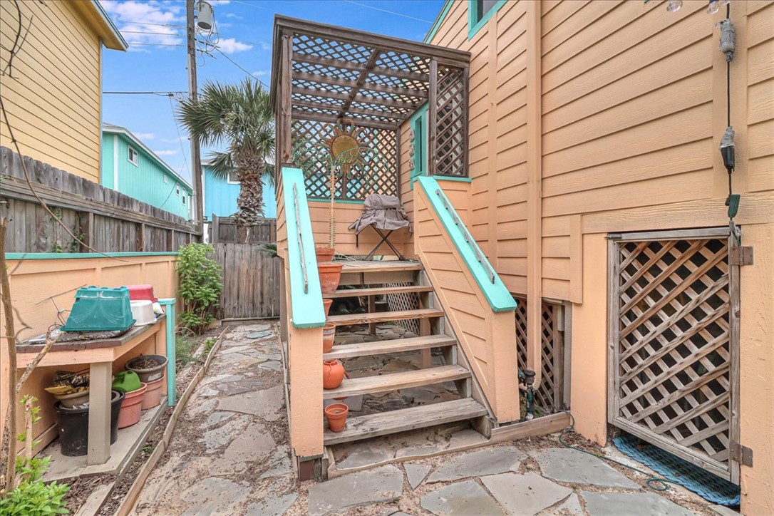 339 Bralley Drive Port Aransas TX 78373