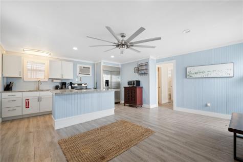 217 E Brundrett Avenue Port Aransas TX 78373