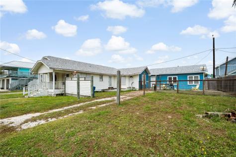 217 E Brundrett Avenue Port Aransas TX 78373