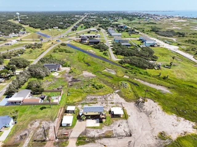 326 E Tenth Street Rockport TX 78382