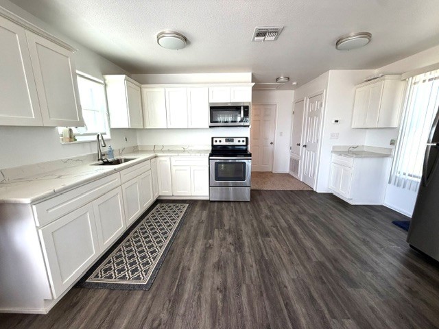 326 E Tenth Street Rockport TX 78382