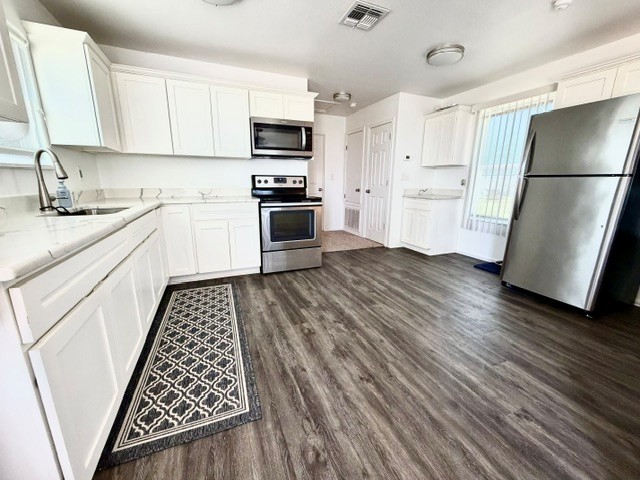 326 E Tenth Street Rockport TX 78382