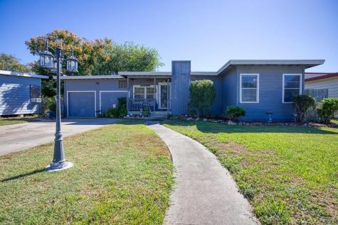 729 Chase Drive Corpus Christi TX 78412