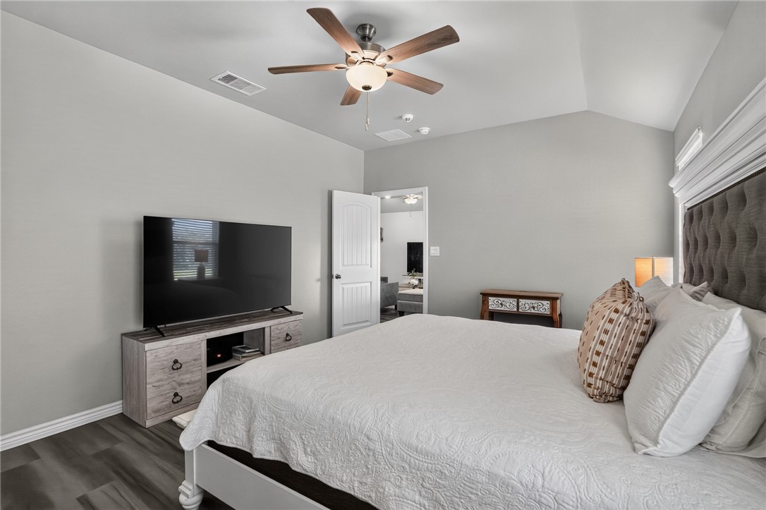 2641 Excelsior Boulevard Corpus Christi TX 78415