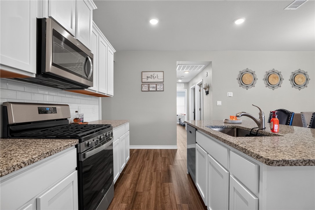 2641 Excelsior Boulevard Corpus Christi TX 78415